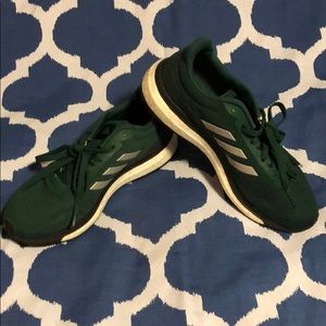 NEW adidas Boost Size 6.5 Men’s but fits Female 8